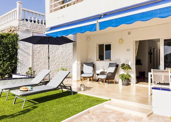 The Daisies - Sunny, Modern 2 Bedroom *