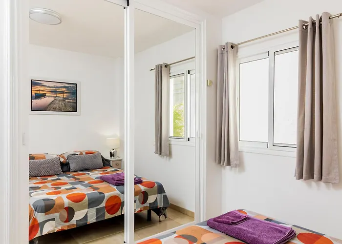 The Daisies - Sunny, Modern 2 Bedroom * Acantilado de los Gigantes